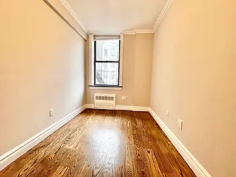 Rented by Century 21 Premier 