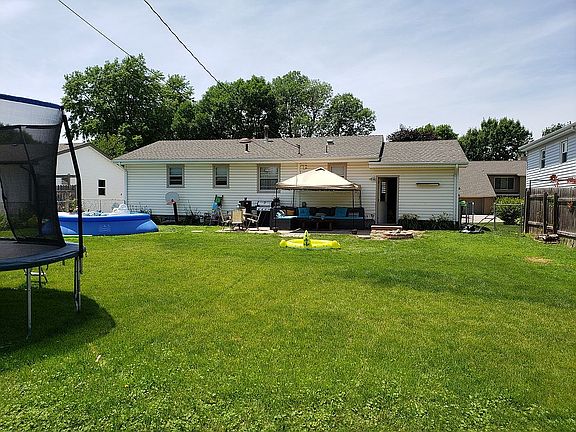 3rd image of 3415 H Ave
