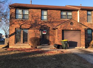1347 Big Horn Trl, Carol Stream, IL 60188