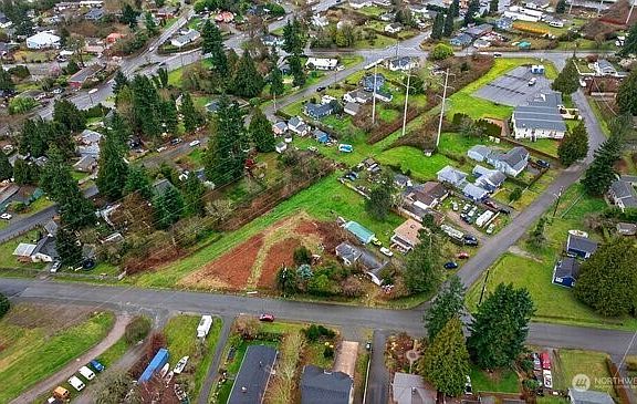 5th image of 12511 80th Avenue S