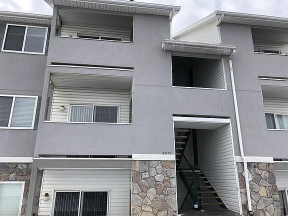 2nd image of 8027 W Copperfield Pl Unit 21