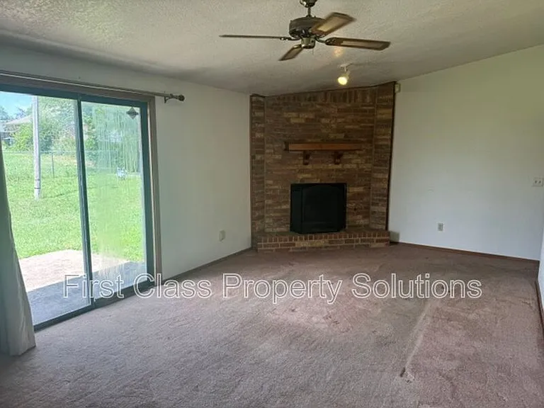 8613 E Parkridge Dr — Photo 5