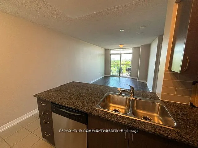 812 Lansdowne Ave #911 — Photo 10