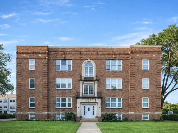 813 University Ave SE