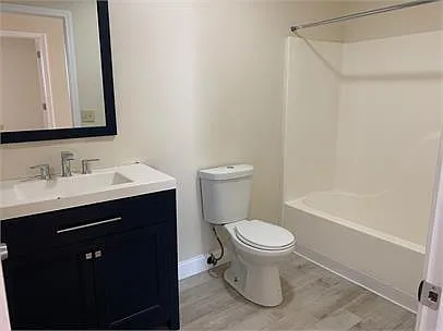 204 Grand Ave #2 — Photo 51