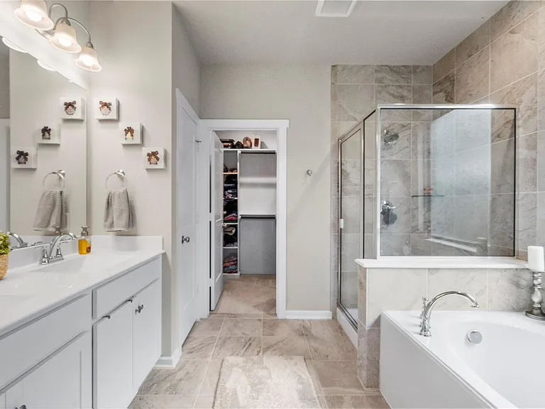 112 Sugar Peak Ct — Photo 24