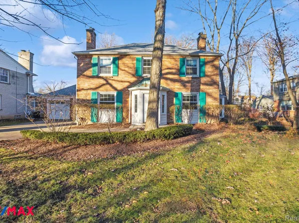 12774 Vernon Ave, Huntington Woods, MI 48070