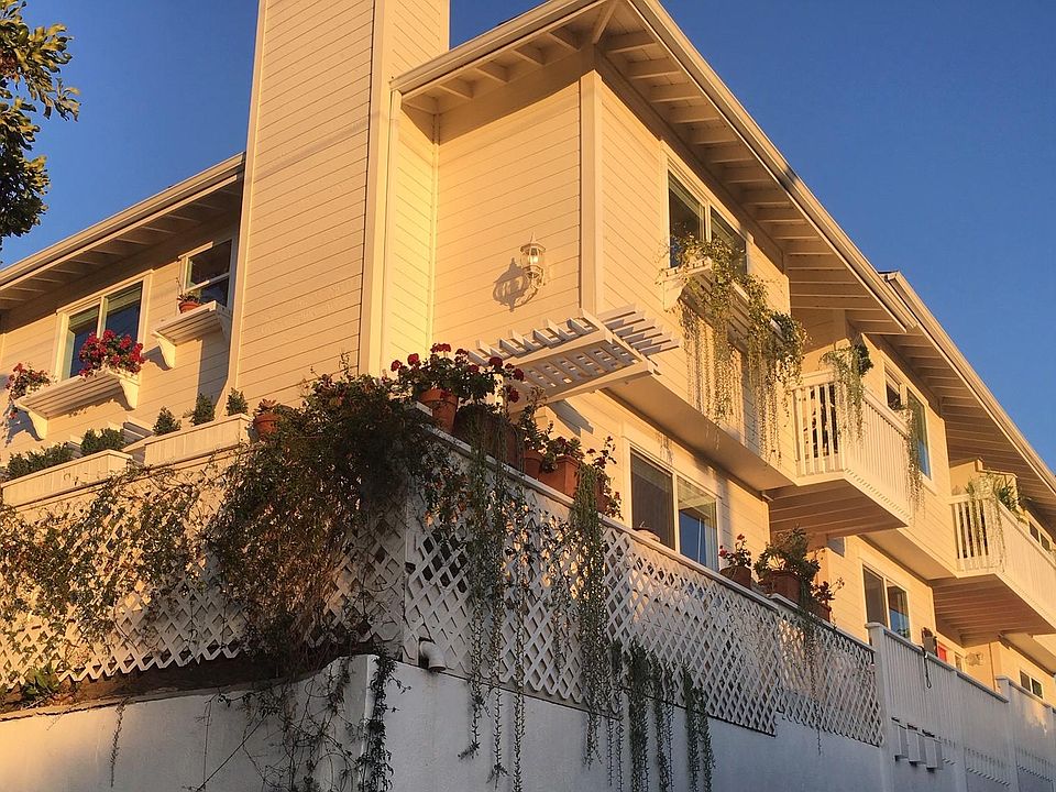 1st image of 623 E Ortega St #3