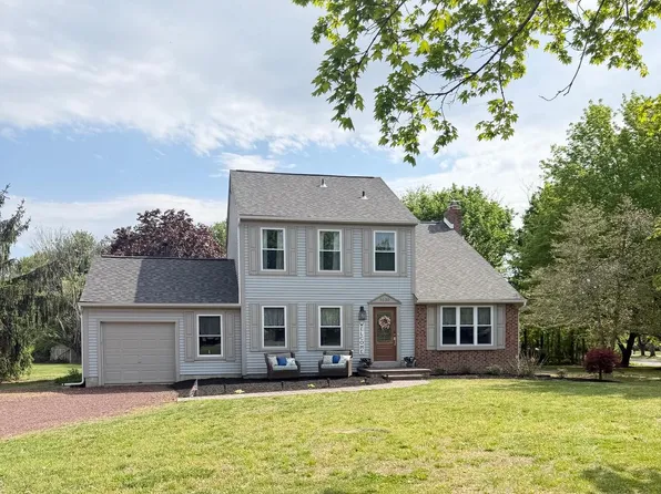 1030 Rainbow Cir, Pittsgrove, NJ 08318