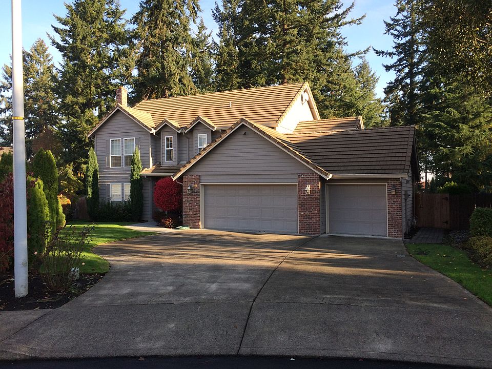 1st image of 306 NW 107th Cir