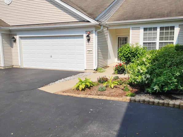 13511 Hemlock Rd, Huntley, IL 60142