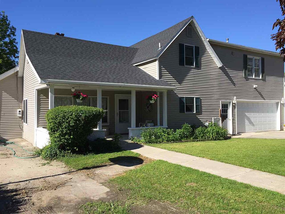 1st image of 405 W Hurlbut St
