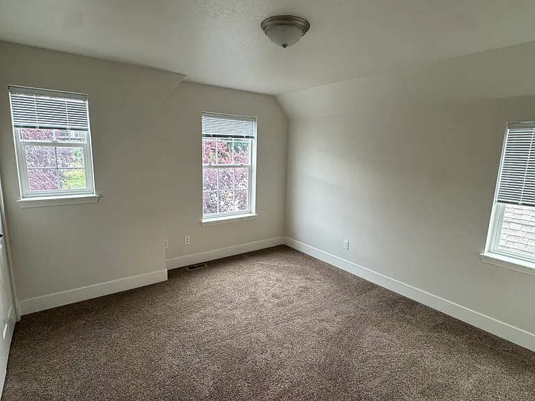 2132 W Sussex Ave — Photo 21