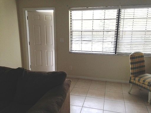 2nd image of 2076 38th Ave