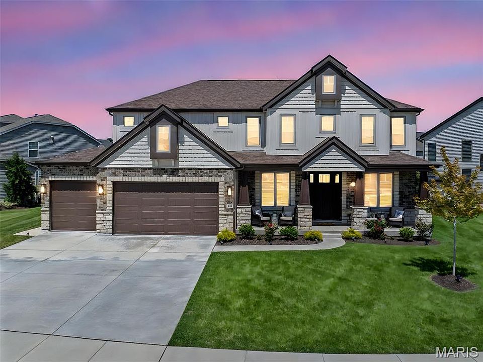 1st image of 125 Far Meadow Dr