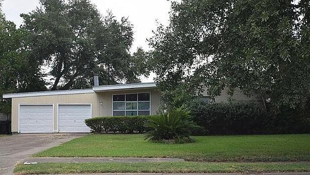1st image of 4410 Kingfisher Dr