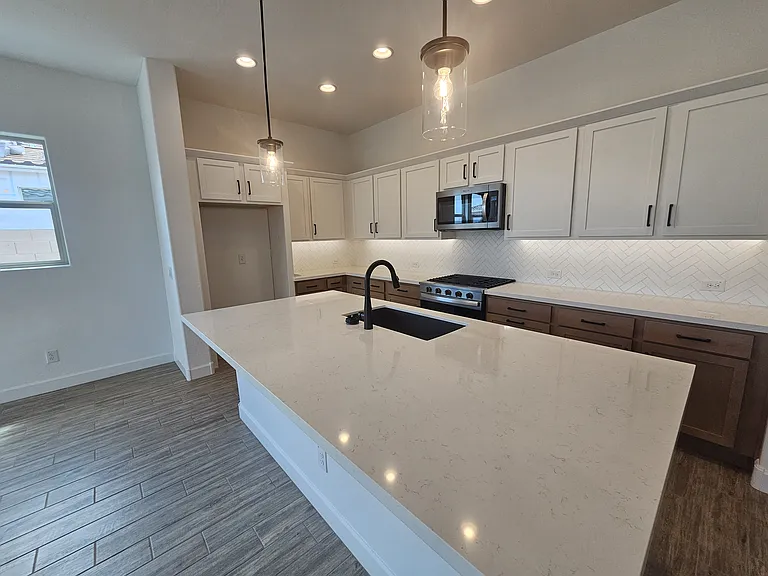 2942 E Manzanilla Ave — Photo 7
