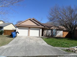 9525 Woodland Hls, San Antonio, TX 78250