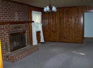 8501 Beaver Bridge Rd, Moseley, VA 23120