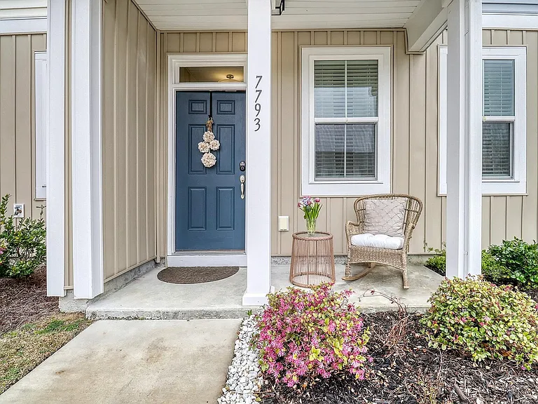 7793 Montview Rd — Photo 1