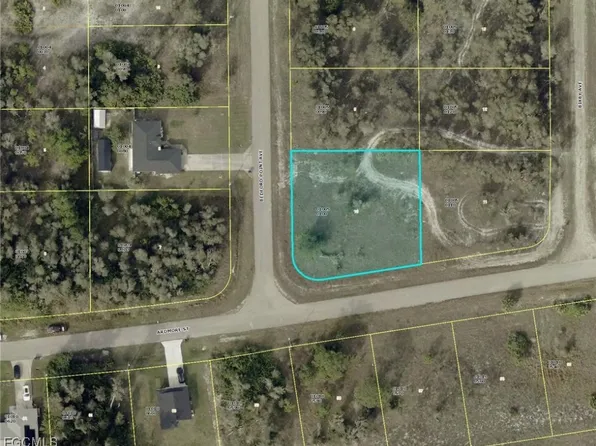 733 Bedford Point Ave, Lehigh Acres, FL 33974