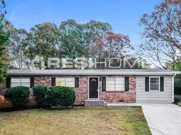 1305 Cottonwood Ct NW, Kennesaw, GA 30152