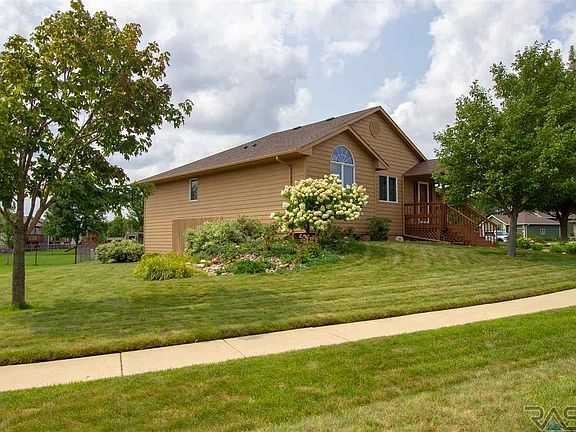 5th image of 2109 E Briar Den Ct