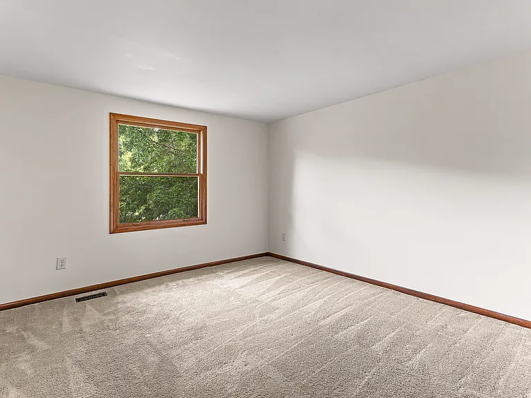 3312 Palm Aire Ct — Photo 32