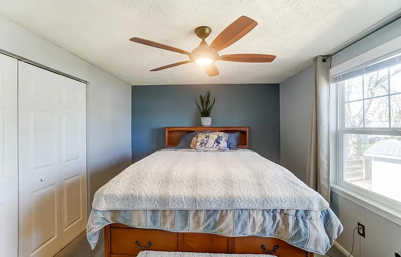 Thumbnail 17