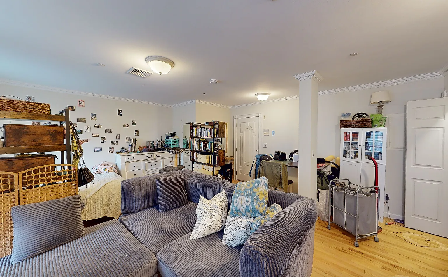 Studio, 450 sqft, $2,400 — Photo 1