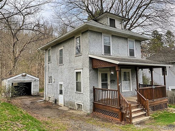 2nd image of 310 Spring St