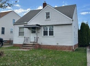 15705 Fernway Dr, Maple Heights, OH 44137