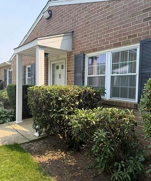 43 Harbor N — Photo 1