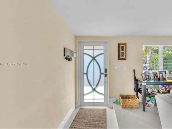 3645 SW 97th Ave, Miami, FL 33165