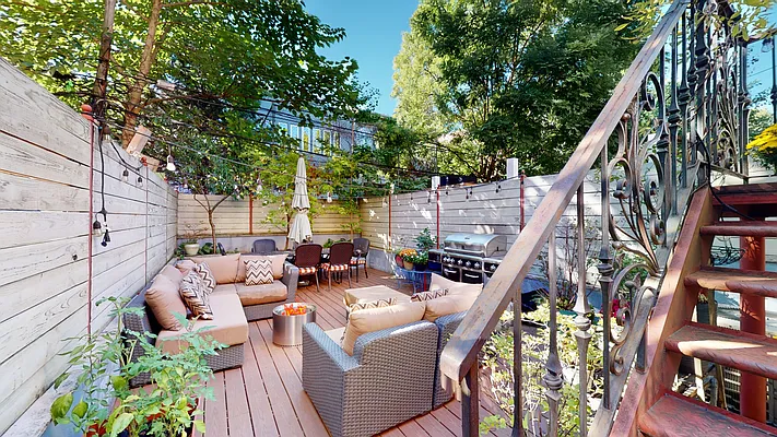 Rented by Corcoran | media 25