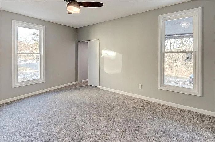 2nd image of 813 N 9th St