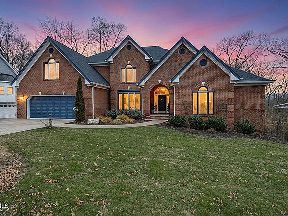 2nd image of 1817 Buckingham Ct