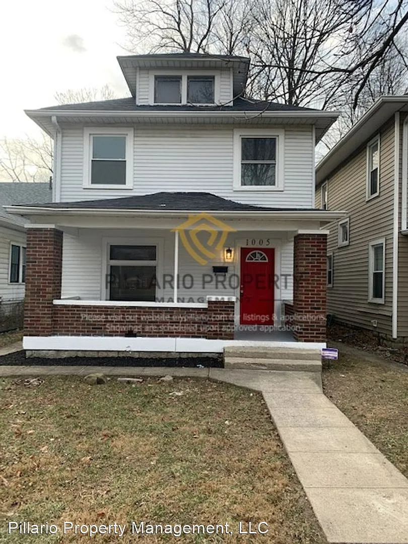 1033 W 33rd St photo 1