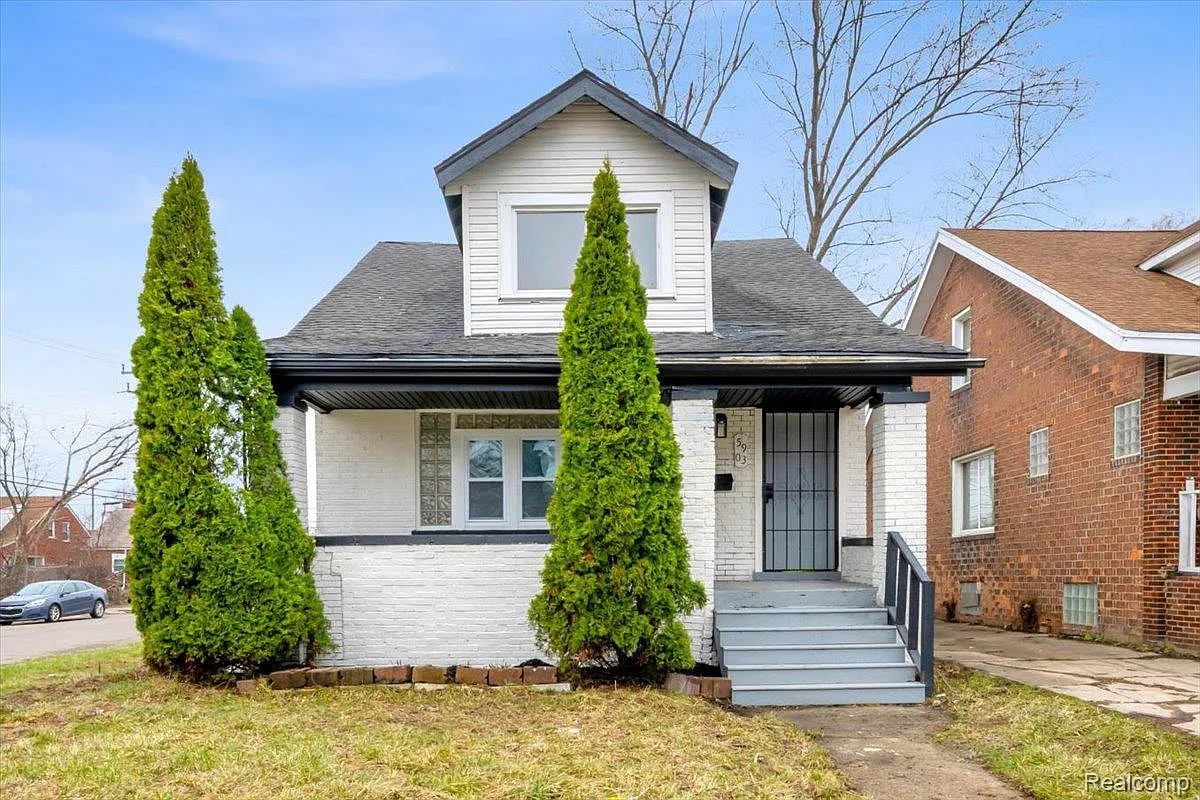 5903 Wayburn St photo 1