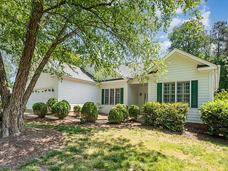 612 Hardimont Rd — Photo 1