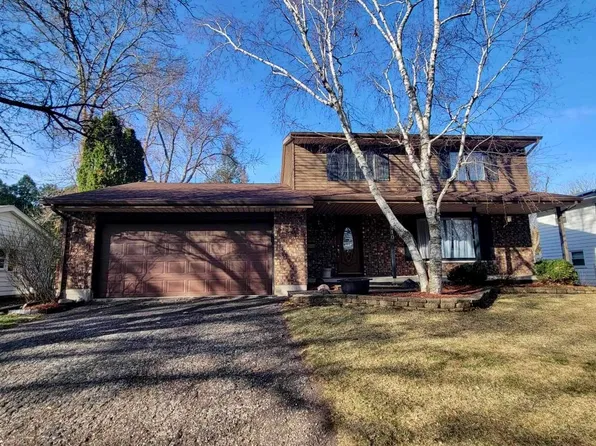 1010 Hathaway Dr, Madison, WI 53711