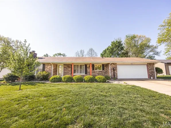 406 Elm St, Mascoutah, IL 62258