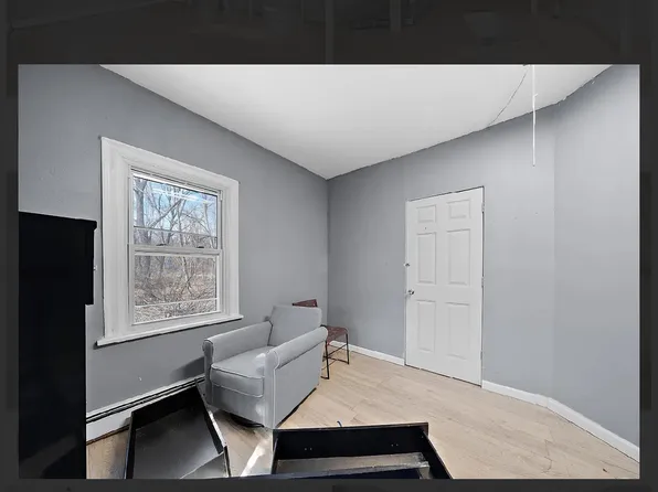 12 Falkirk Ave, Central Valley, NY 10917