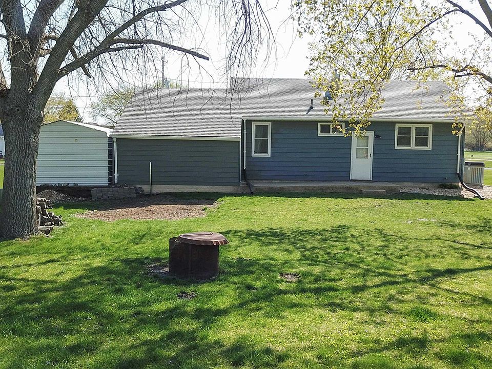 1012 Franklin St, Ackley, IA 50601 Zillow