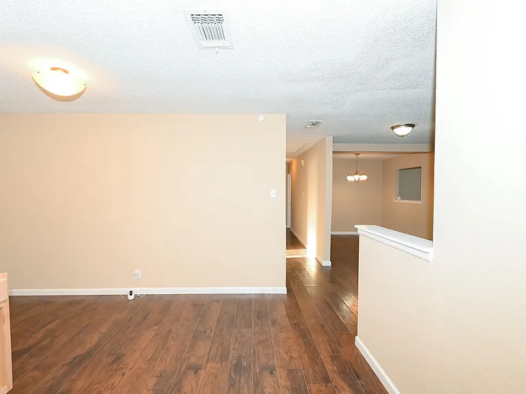 6038 Sandwick Dr — Photo 3