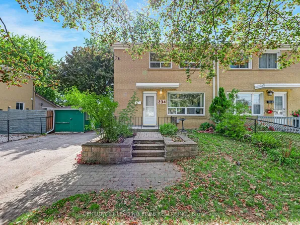 234 Beechy Dr, Richmond Hill, ON L4C 2X7