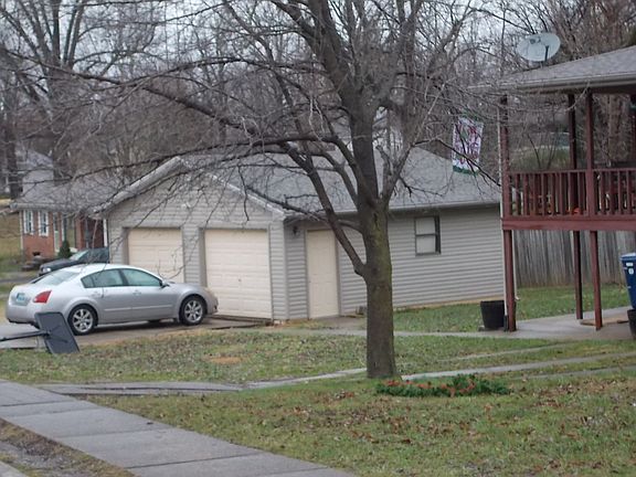 4th image of 215 Hopkinsville St