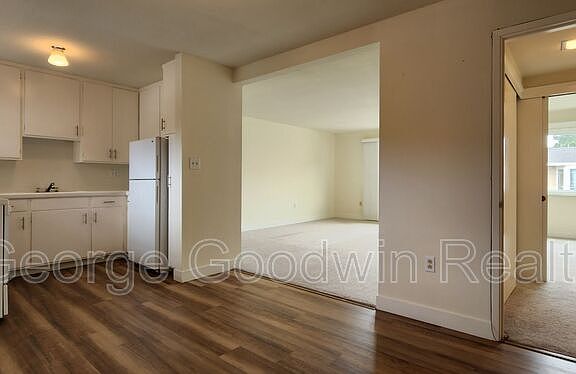 2nd image of 1220 14th Ave APT 204