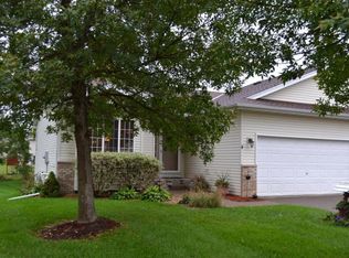 4 Nina Ct SW, Isanti, MN 55040