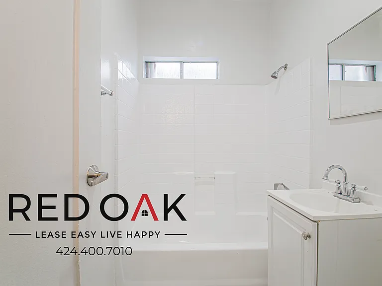 4811 Melrose Ave #205 — Photo 10